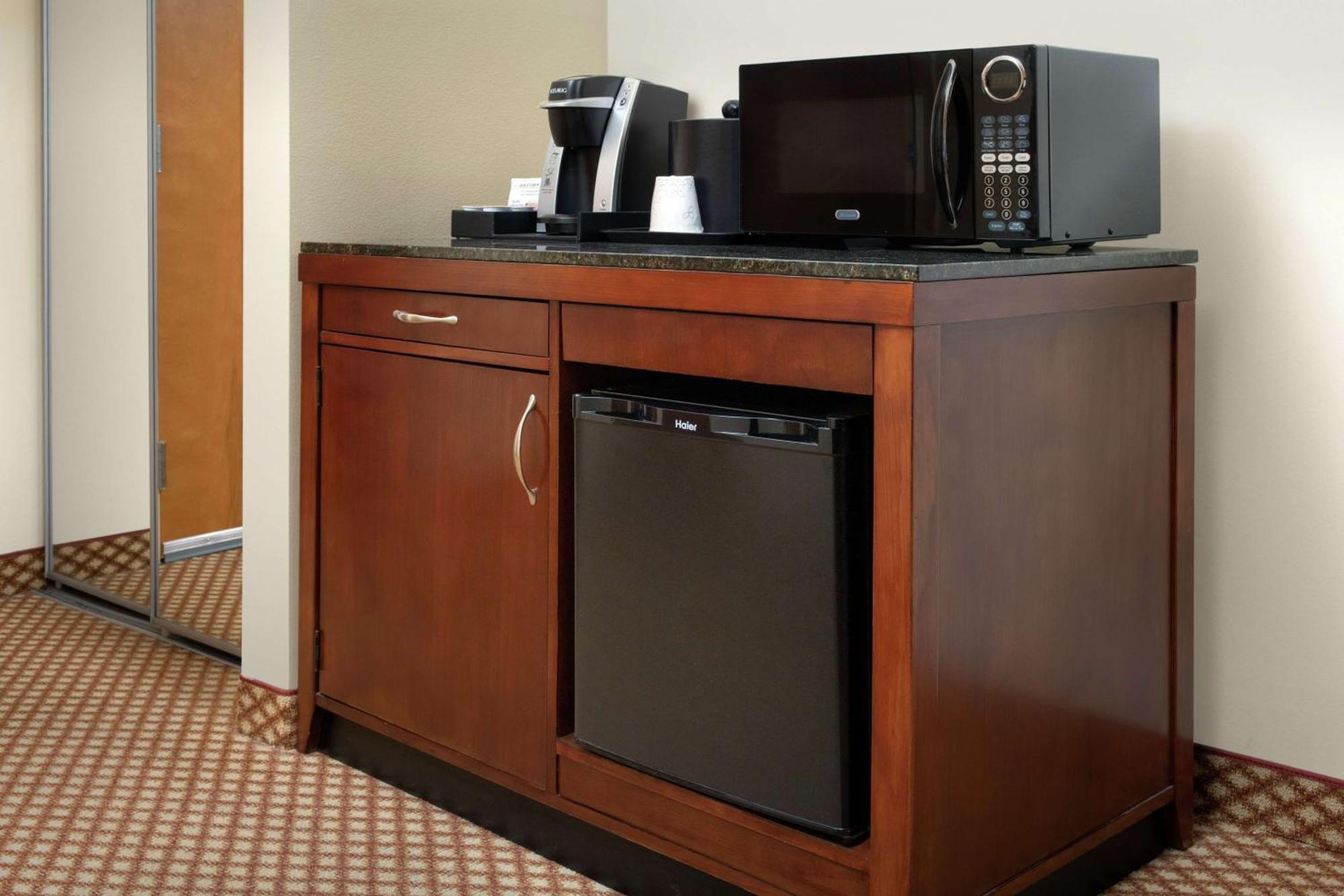 Hilton Garden Inn Одеса Екстер'єр фото