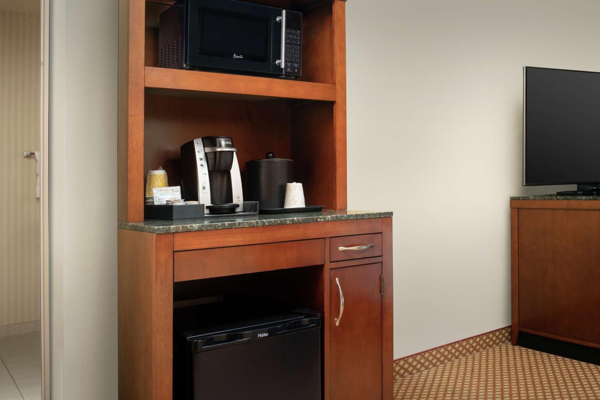 Hilton Garden Inn Одеса Екстер'єр фото