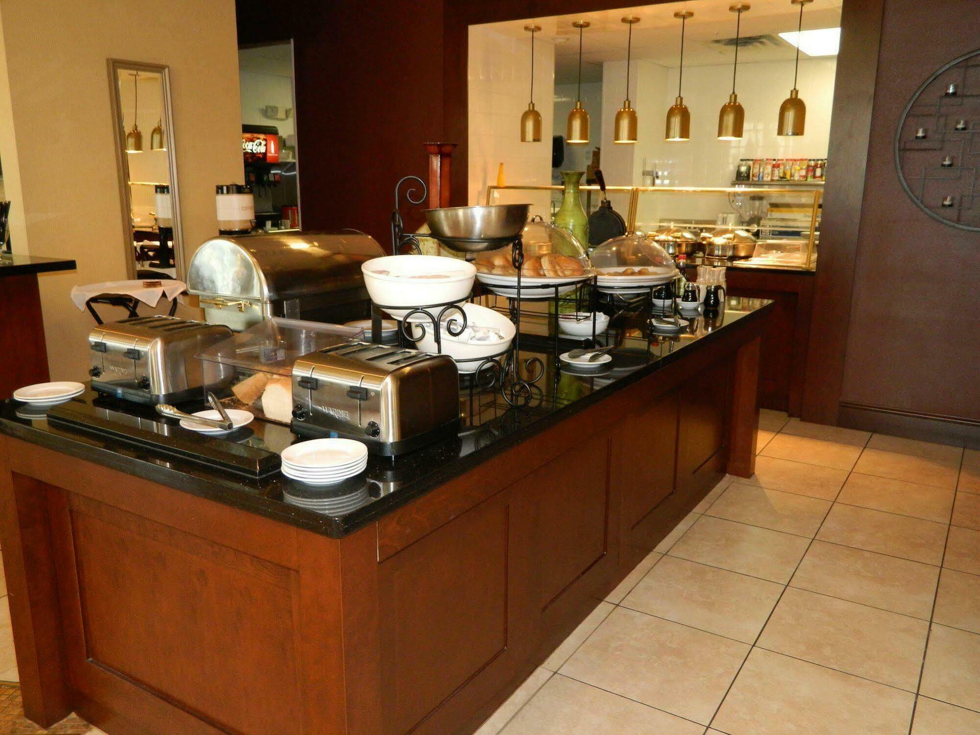 Hilton Garden Inn Одеса Екстер'єр фото